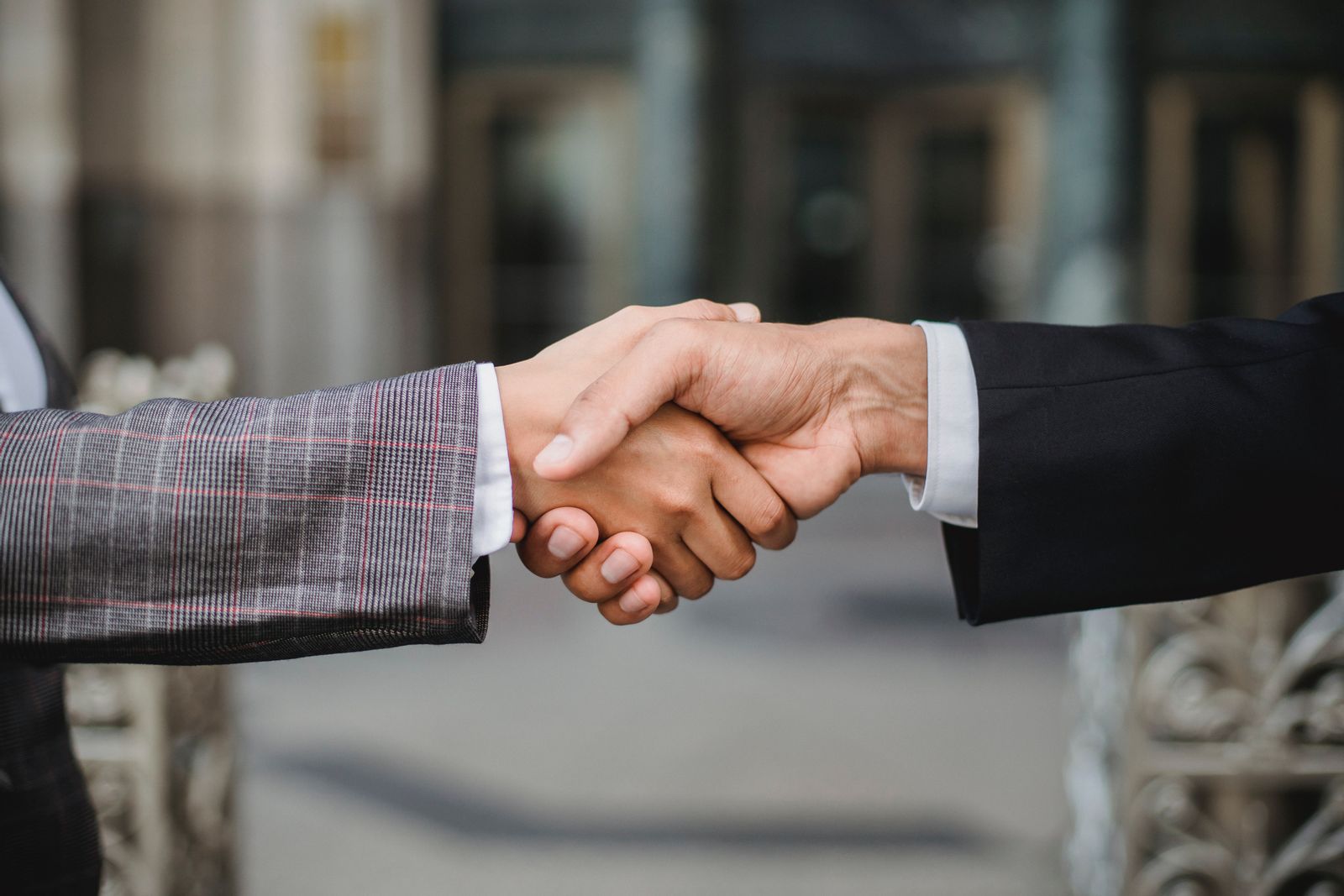 Buy & sell commercial real estate in Alberta & British Columbia.