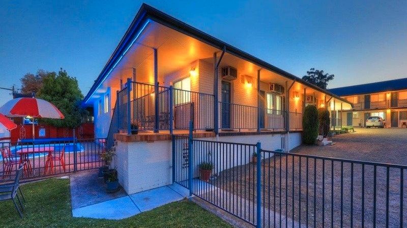 hotel motel lodge inn business for sale in British Columbia & Alberta